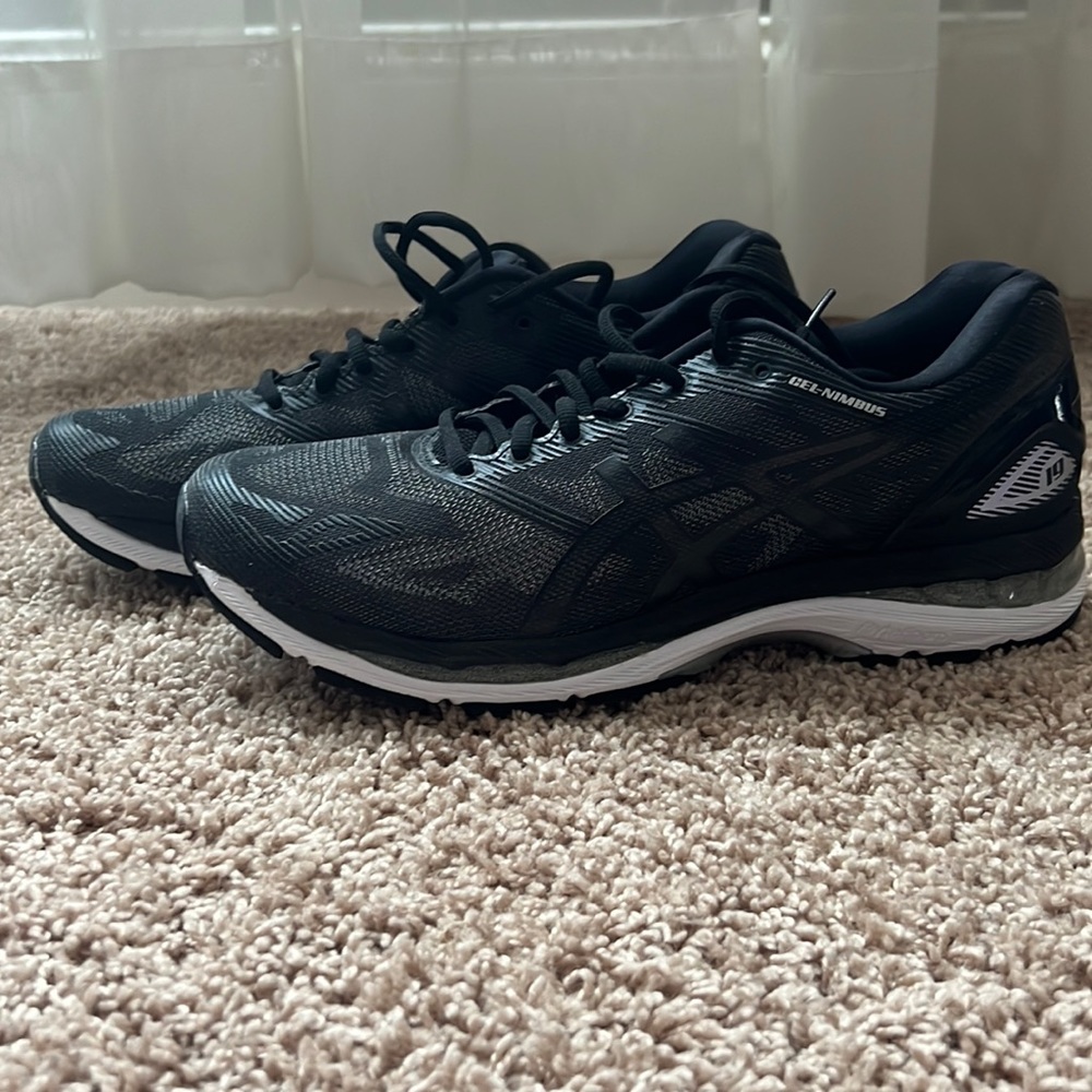 asics gel nimbus size 9